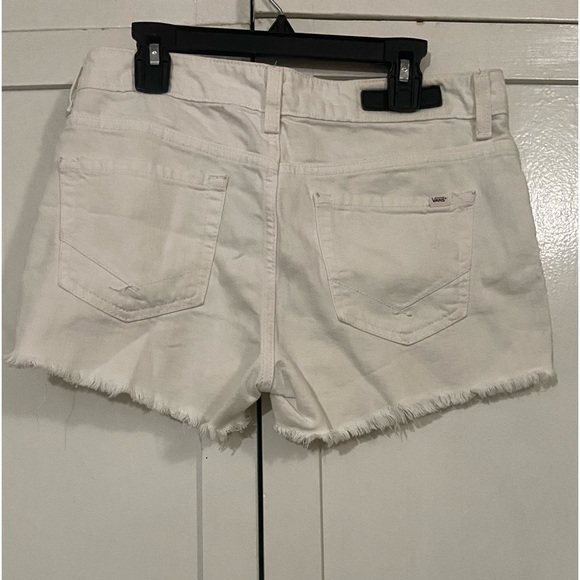 Vans Vintage Mini White Denim Shorts with Raw Hem Junior Size 7/ Adult Small - Picture 3 of 8